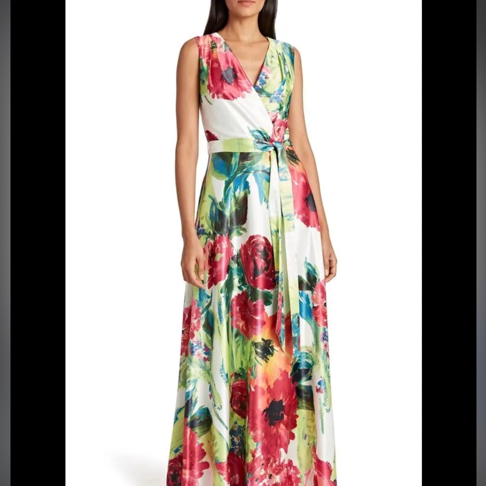 Beautiful colorful Dress, size 6